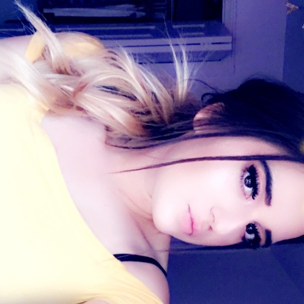 Meet your Posher, Amber